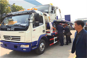 江岸汽车道路救援拖车价格